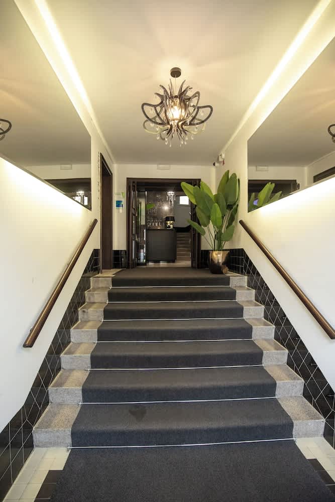 Urban Boutique Hotel Center 2