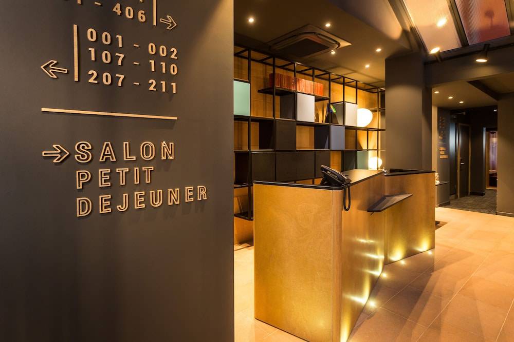 Hôtel Du Dragon 2