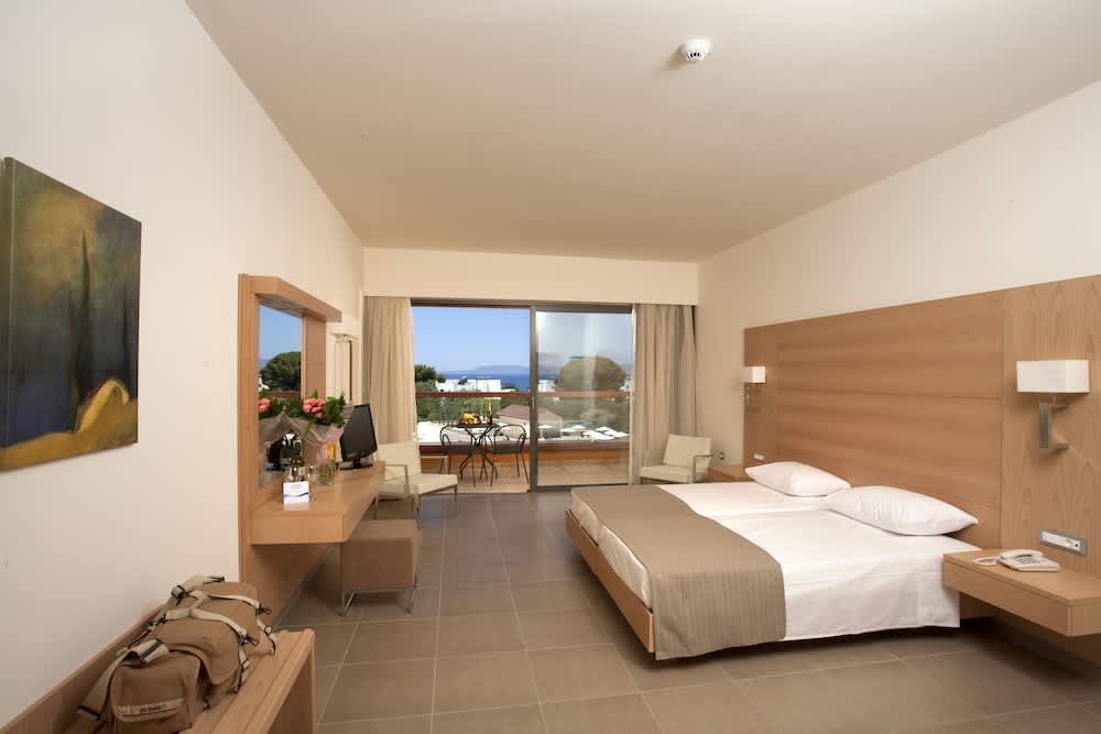 Island Blue Hotel 2