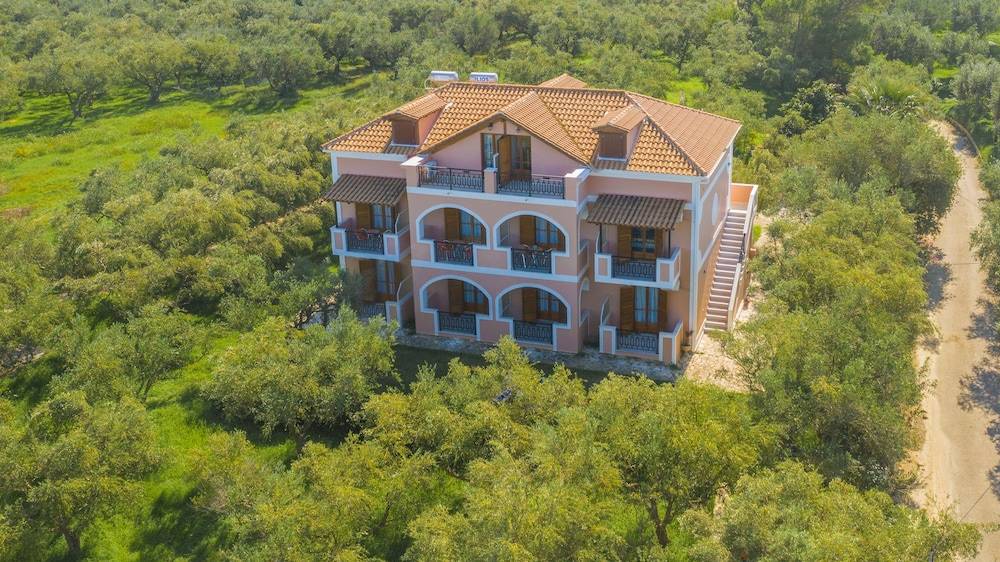 Kavos Psarou Studios & Apartments 1