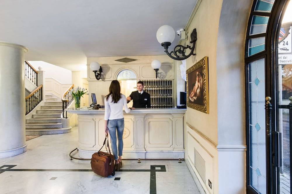 Hotel Goya 2