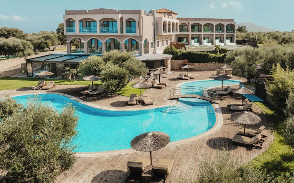 Elegance Luxury Executive Suites - Adults Only 1