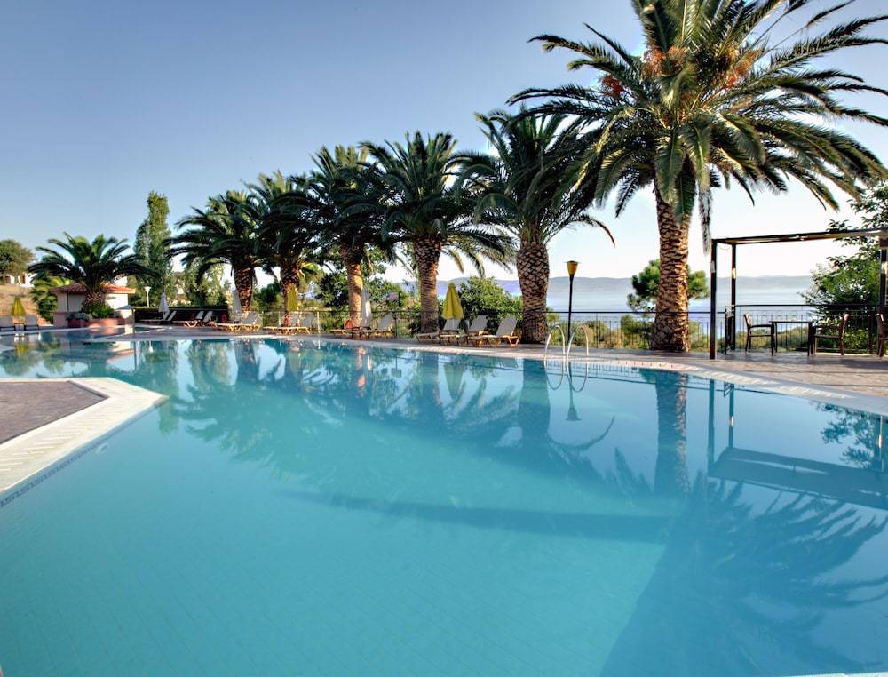 Sunrise Resort Hotel 1