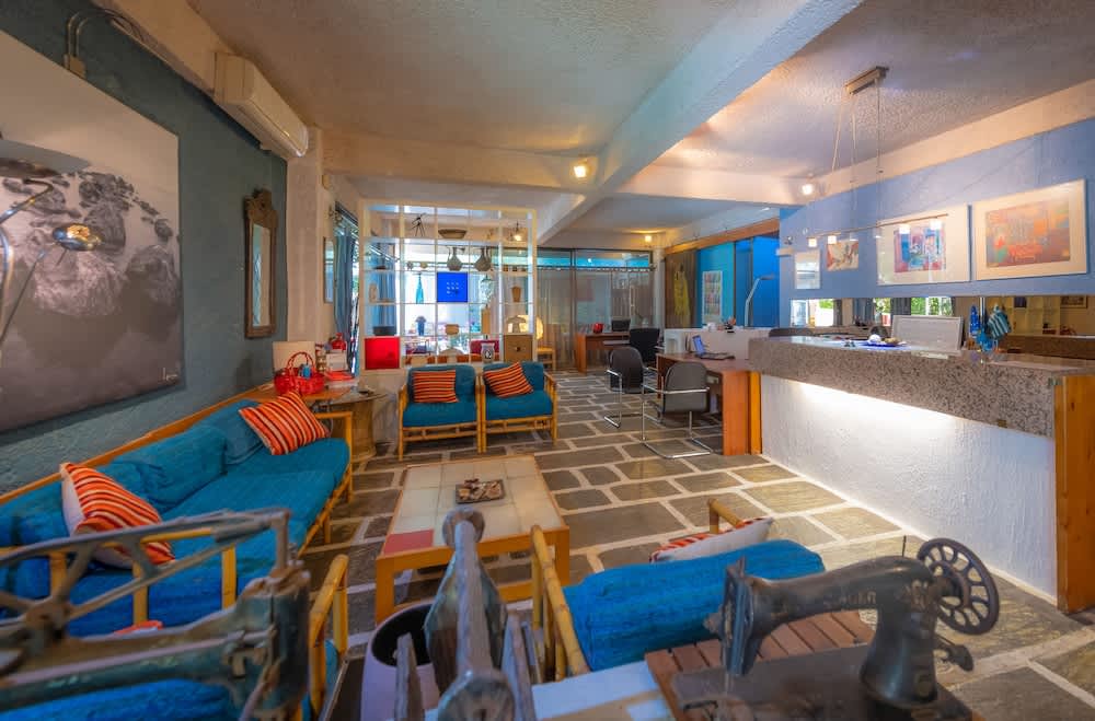 Apollonia Hotel Apartments 2