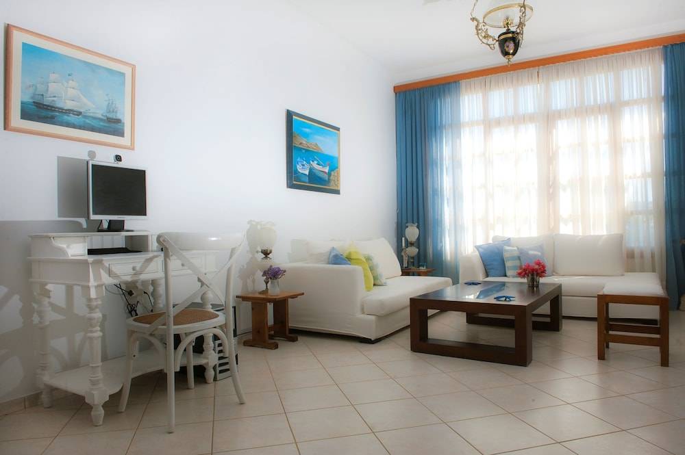 Hotel Charissi 2