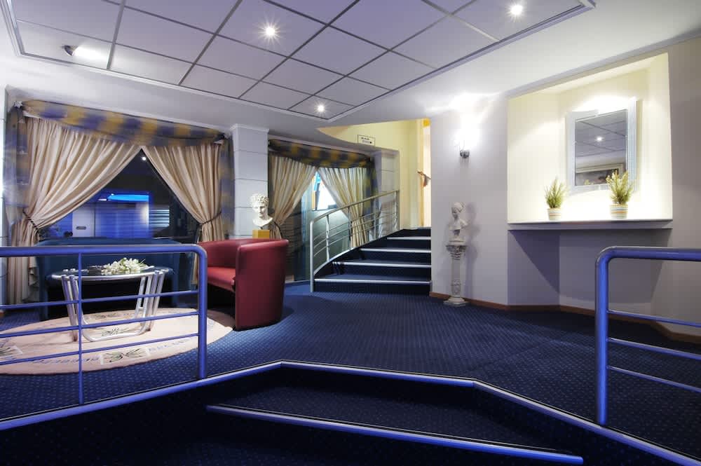 Anita Hotel 2