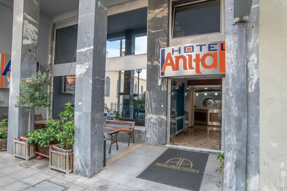 Anita Hotel 1