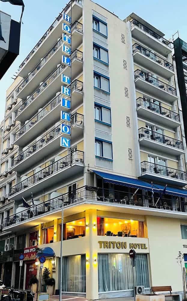 Triton Hotel Piraeus 1