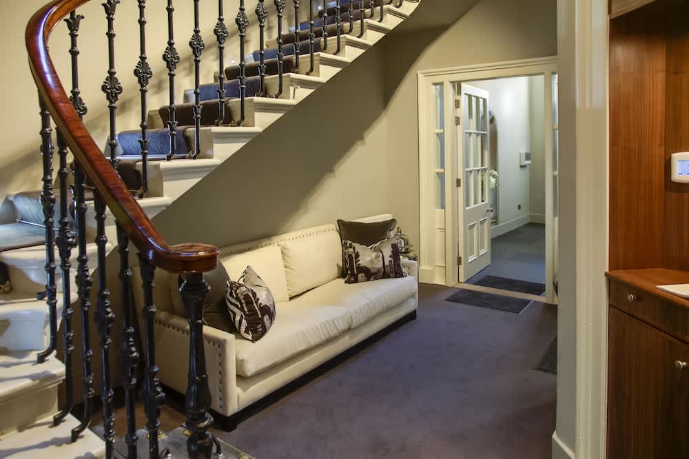 Clarendon Luxury Apartments 2