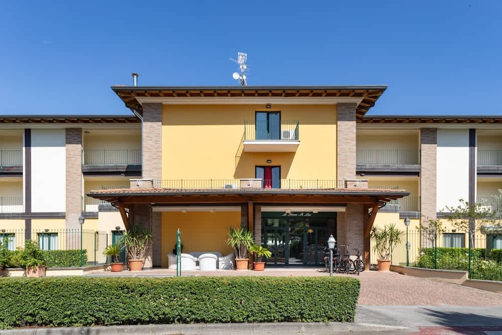 Le Terrazze sul Lago Hotel & Residence 1