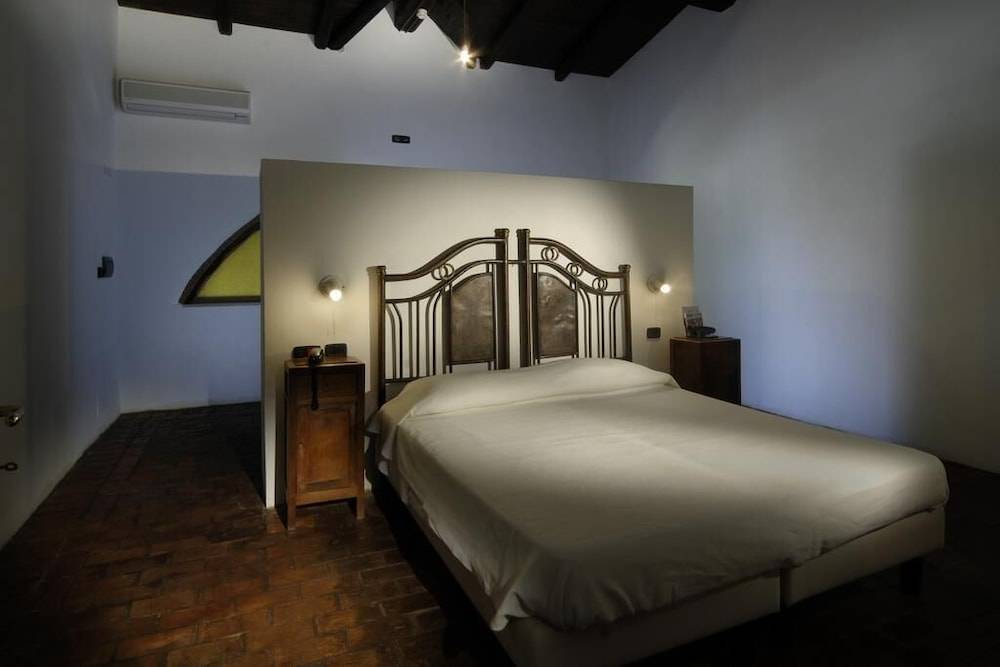 Foro Appio Mansio Hotel 1