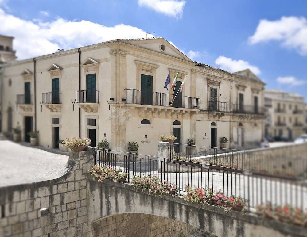 Hotel Novecento 1