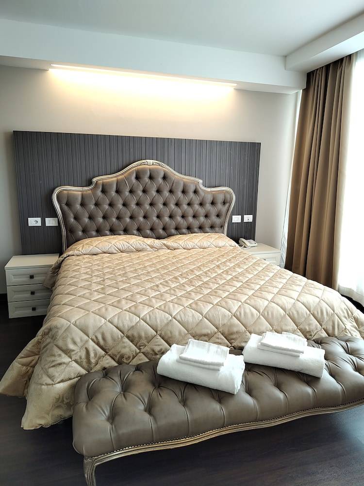 Hotel Datini 2