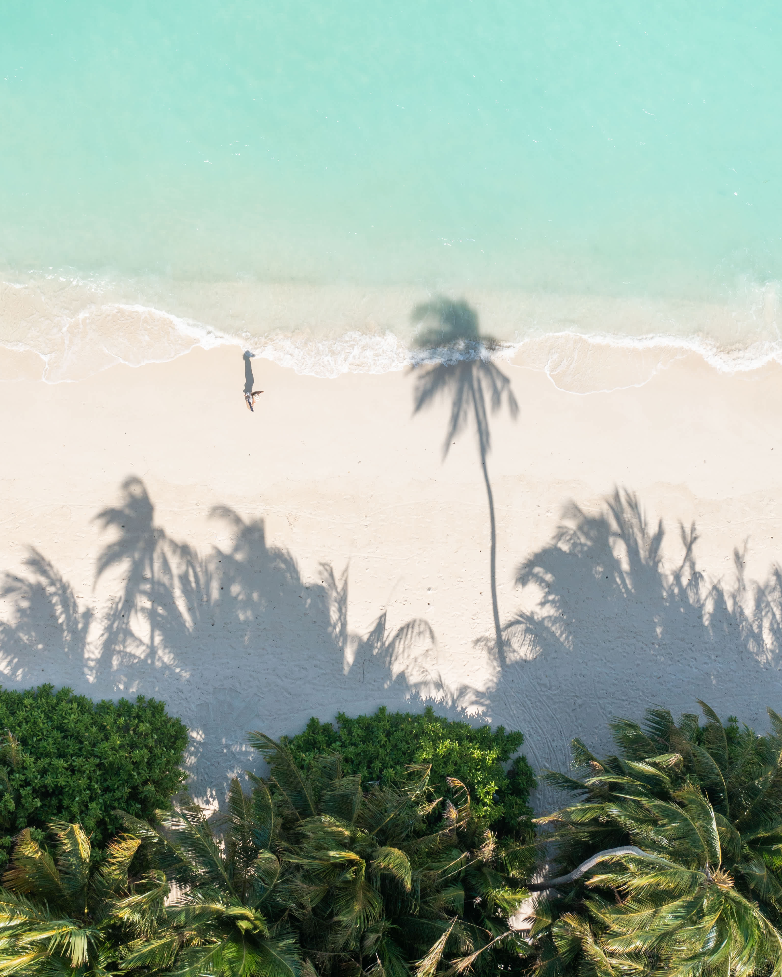 Mercure Maldives Kooddoo Resort 2