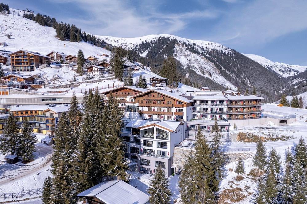 Ursprung Panorama Hotel Königsleiten 1