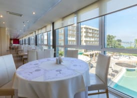 Ariti Grand Hotel 4