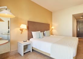Giannoulis - Grand Bay Beach Resort (Exclusive Adults Only) 3
