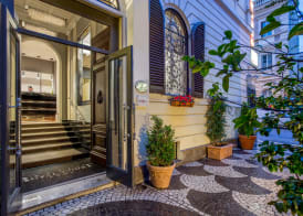 Hotel Royal Court 2