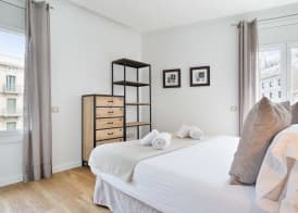 Amister Apartments 3