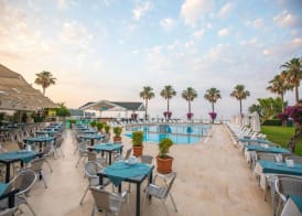 Falcon Hotel 2