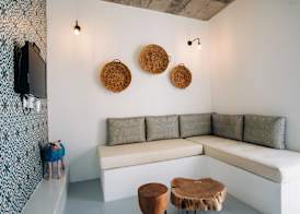 Mesanto Luxury Suites 2