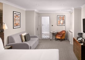 Strand Palace 2