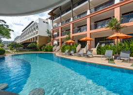 Kata Sea Breeze Resort - SHA Plus 2
