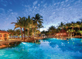Mauricia Beachcomber Resort & Spa 3