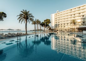 The Ibiza Twiins - 4* Sup 3
