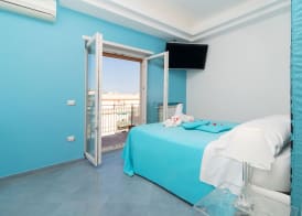Emily Suites 4