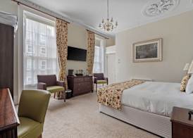 Sleeping Bear Hotels Dorchester 4