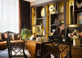 Hotel Monge 5