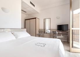 Hotel Serapo 5