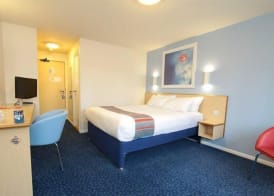 Travelodge London Central City Road Hotel 4