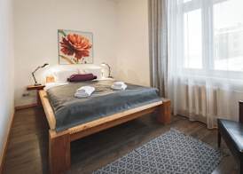 Bearsleys Downtown Apartments 4