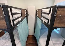 MyCrib Houston Hostel 4