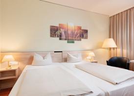 NOVINA HOTEL Südwestpark 5
