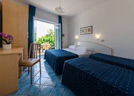 Hotel Villa Ireos 4