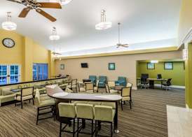 Larkspur Landing Extended Stay Suites St. Louis Riverport - Airport West 4
