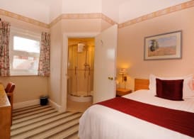 Denewood Hotel 5