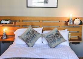 MONO Suites Old Town 3
