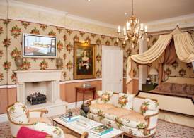 Summer Lodge Country House Hotel 3