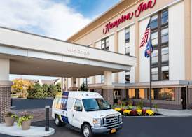 Hampton Inn Buffalo-Airport/Galleria Mall 2