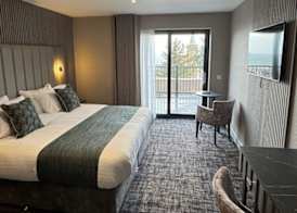 The Knowes Hotel & Restaurant 5