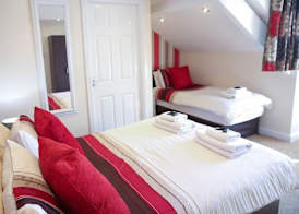 Riviera Guesthouse 4