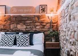 Sgwd Gwladys Lodge 4