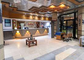 Gaddis Hotel, Suites and Apartments 3