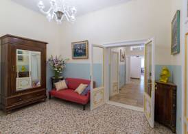 Friendly Venice Suites 3