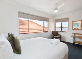 Mariners Cove Waterfront Motel and Apartments 3