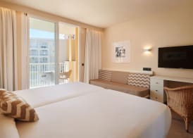Protur Badí­a Park Aparthotel 4